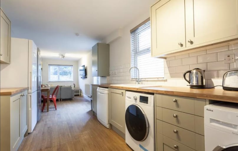 Daniel Street, Cathays, Cardiff - Image 1